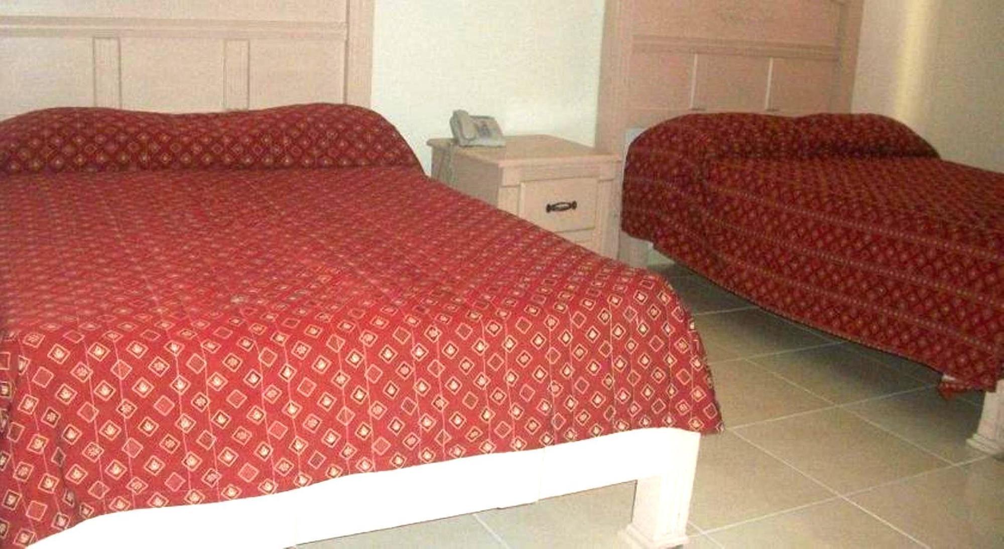 Hotel Dominicana Plus ババロ エクステリア 写真
